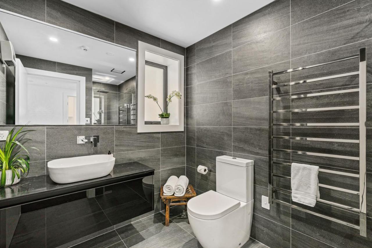 Luxurious Lakefront Penthouse Wanaka Zewnętrze zdjęcie