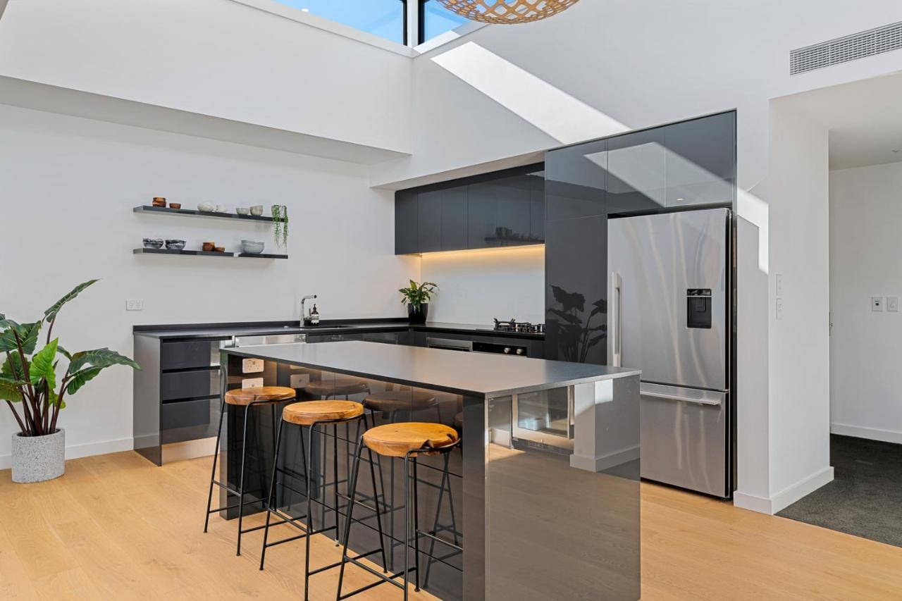 Luxurious Lakefront Penthouse Wanaka Zewnętrze zdjęcie