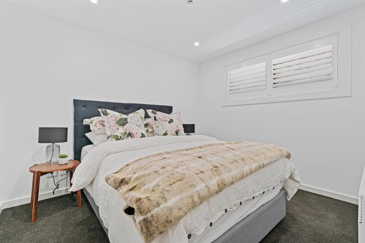 Luxurious Lakefront Penthouse Wanaka Zewnętrze zdjęcie